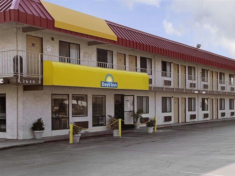 Days Inn By Wyndham Fresno South Exterior foto