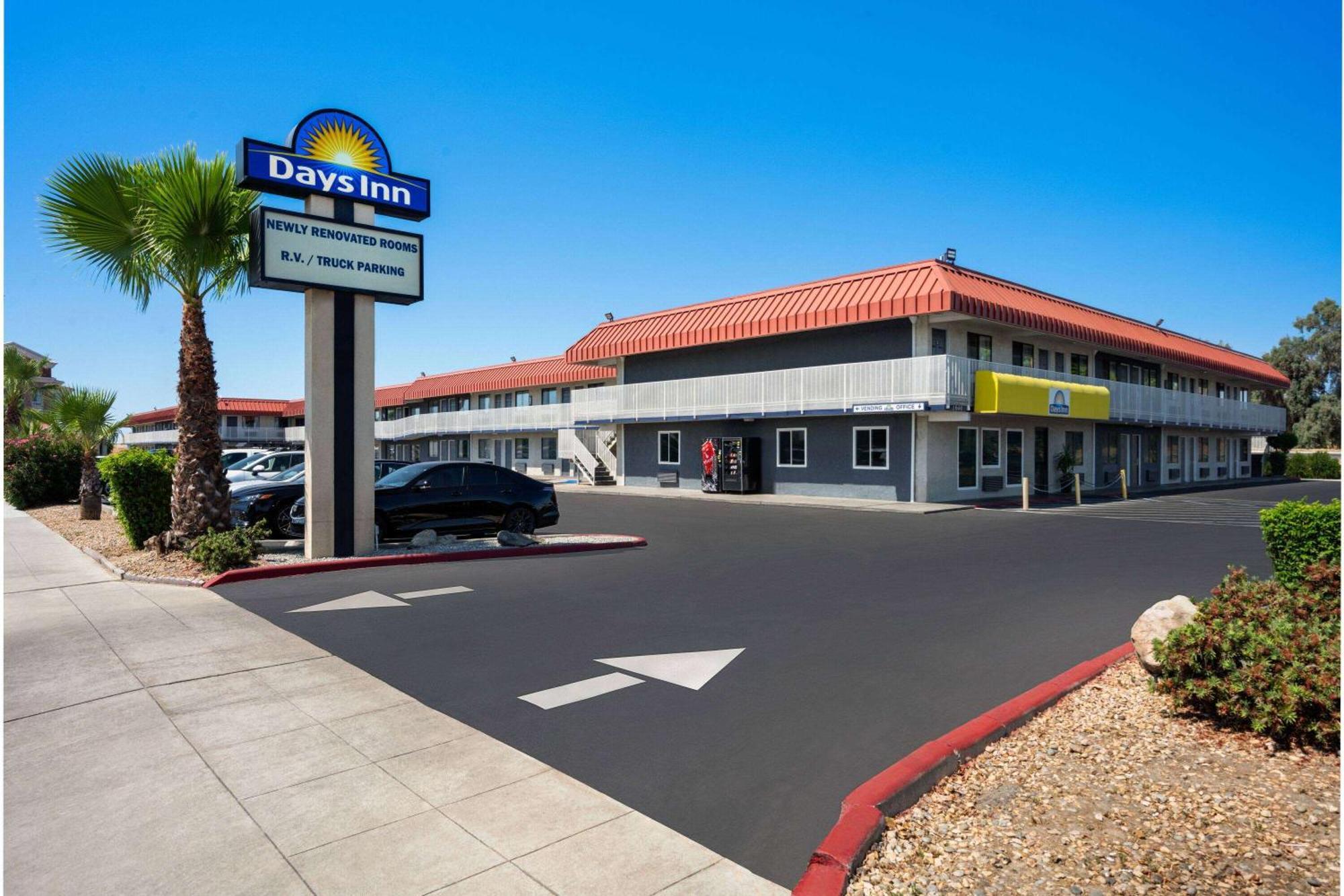 Days Inn By Wyndham Fresno South Exterior foto